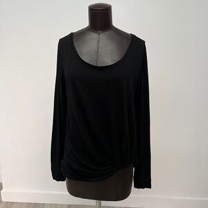 Black Twist-Front Long Sleeve Top | Casual Basic | Soft Stretch Knit
